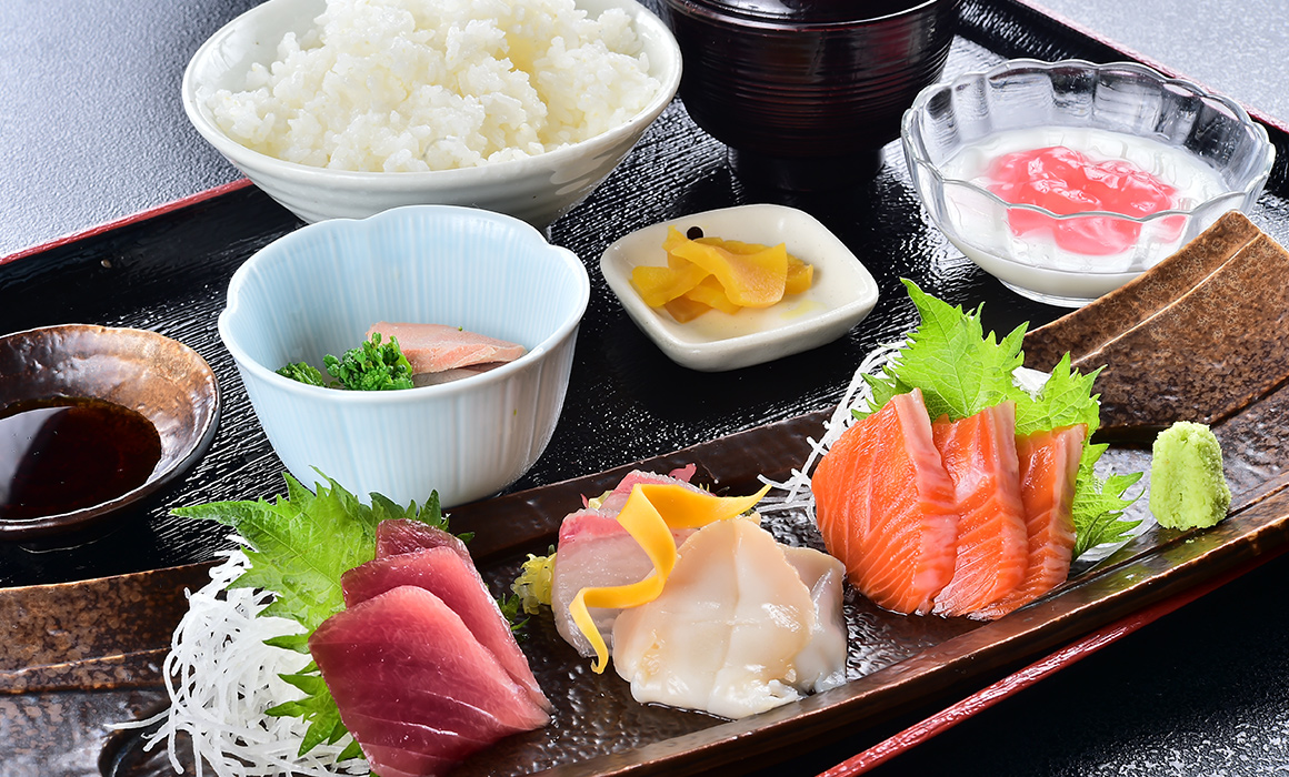 お刺身定食